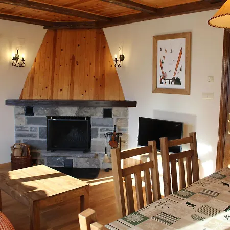 Cozy Holiday Near Ski Bus In Aragon * Hoz de Jaca